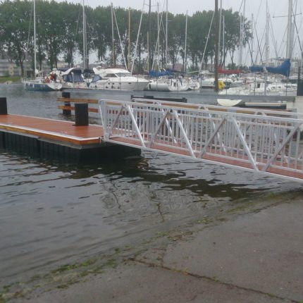 Vue de l'ensemble Ponton/passerelle